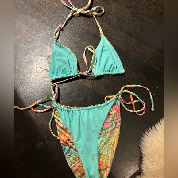 Reversible Patterned Bikini - Picture 3 of 3